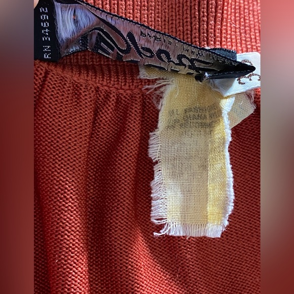 Givenchy Sport Vintage Sweater size 36 - Picture 7 of 7